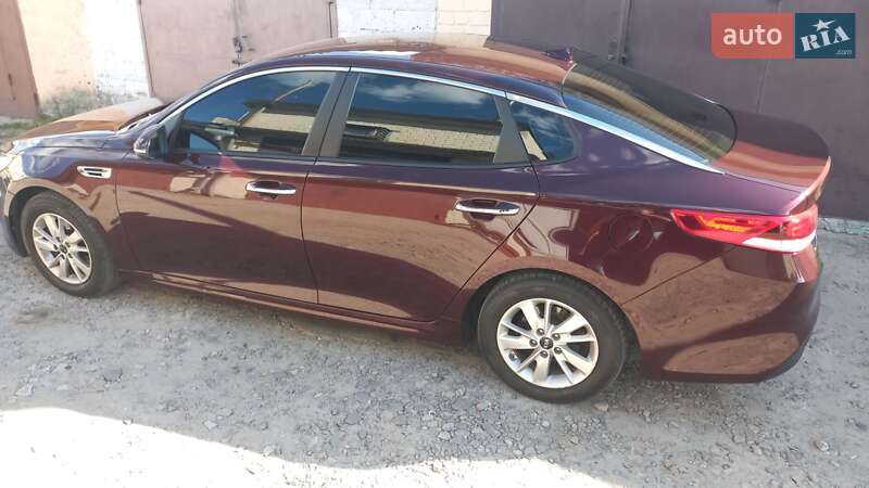Седан Kia Optima 2017 в Харькове фото 9 Седан Kia Optima 2017 в Харькове