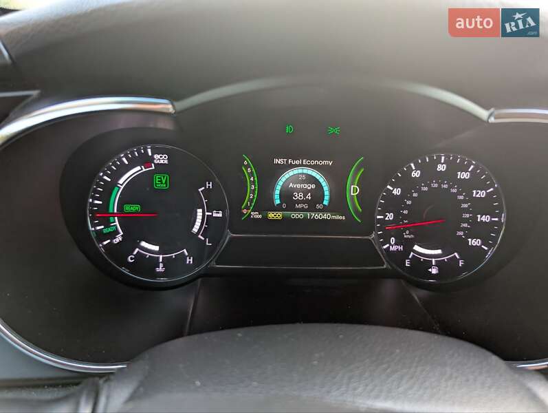 Седан Kia Optima 2013 в Виннице