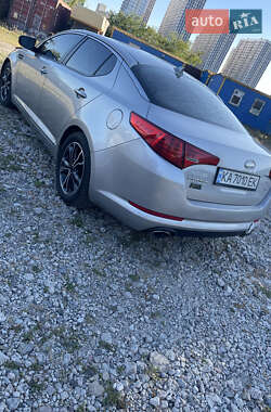 Седан Kia Optima 2012 в 