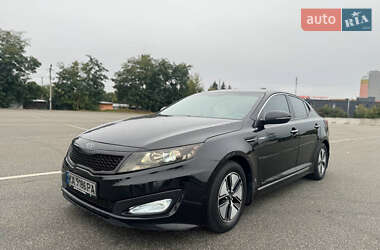 Седан Kia Optima 2013 в 