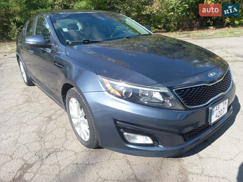 Седан Kia Optima 2014 в Кривом Роге