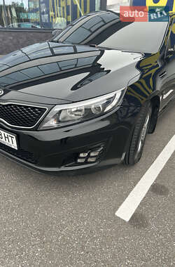 Седан Kia Optima 2014 в Киеве