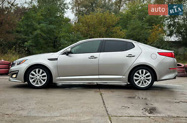 Седан Kia Optima 2014 в 