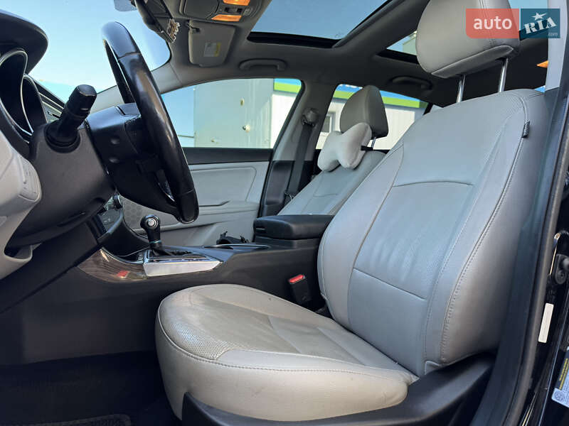 Седан Kia Optima 2015 в Сумах