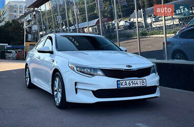 Седан Kia Optima 2017 в Києві