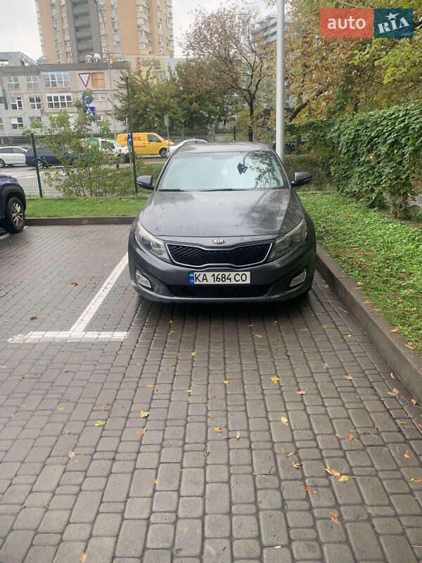 Седан Kia Optima 2015 в Києві