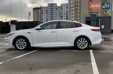 Седан Kia Optima 2017 в 