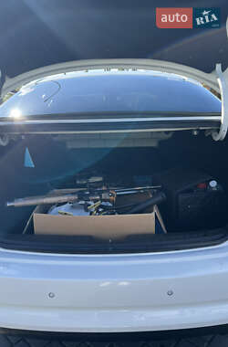 Седан Kia Optima 2012 в 