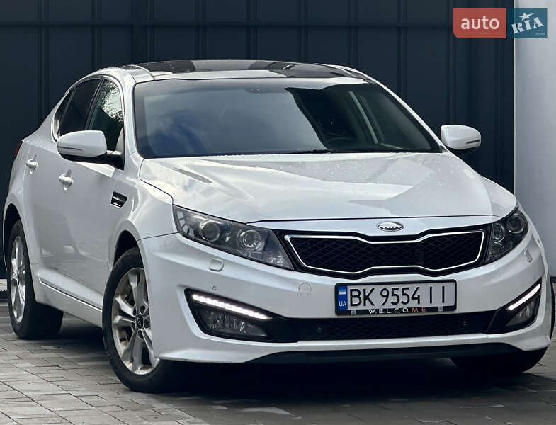 Седан Kia Optima 2012 в Рівному