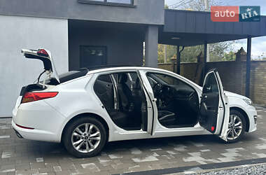Седан Kia Optima 2012 в 