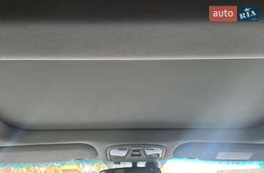 Седан Kia Optima 2012 в 