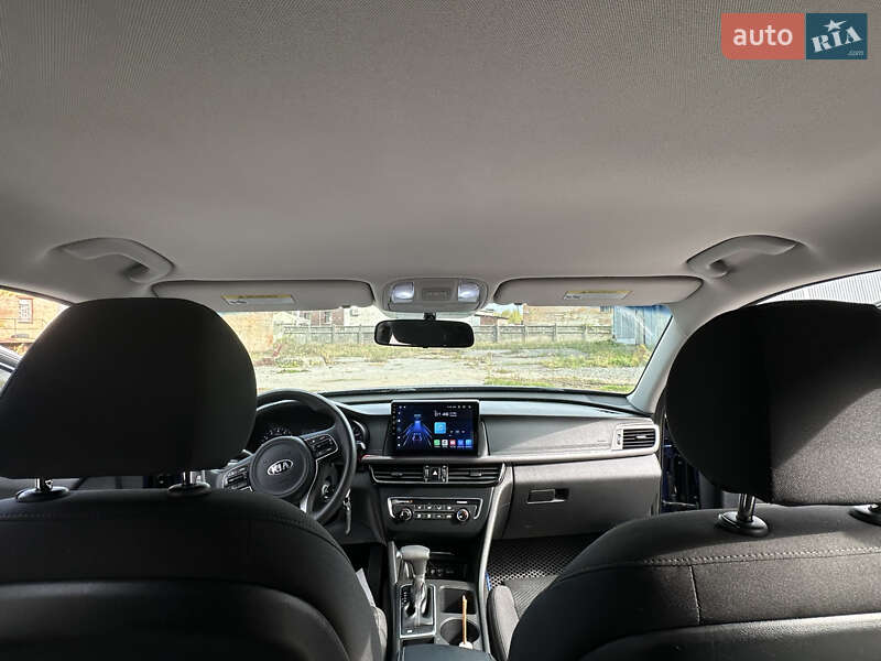 Седан Kia Optima 2016 в Виннице