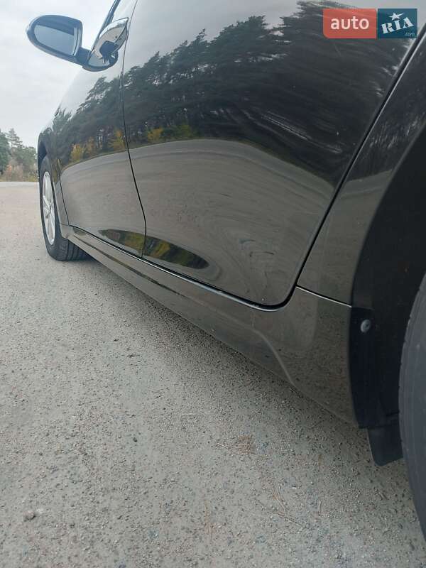 Седан Kia Optima 2016 в Ракитном