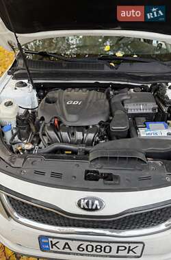 Седан Kia Optima 2014 в 
