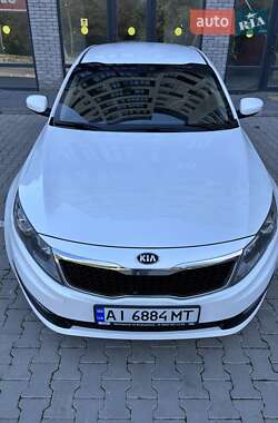 Седан Kia Optima 2012 в 
