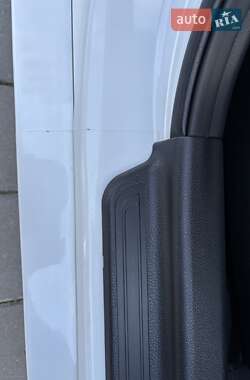 Седан Kia Optima 2012 в 