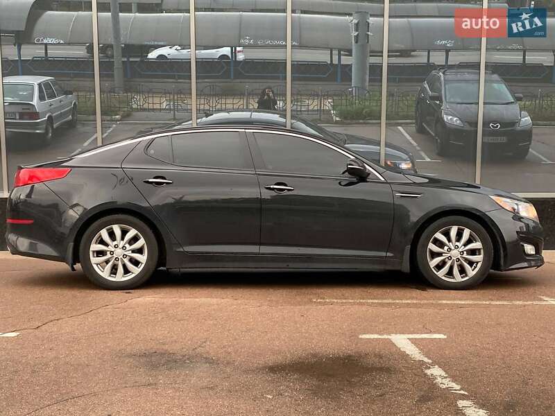 Седан Kia Optima 2014 в Киеве
