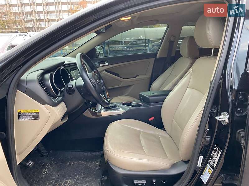 Седан Kia Optima 2014 в Киеве