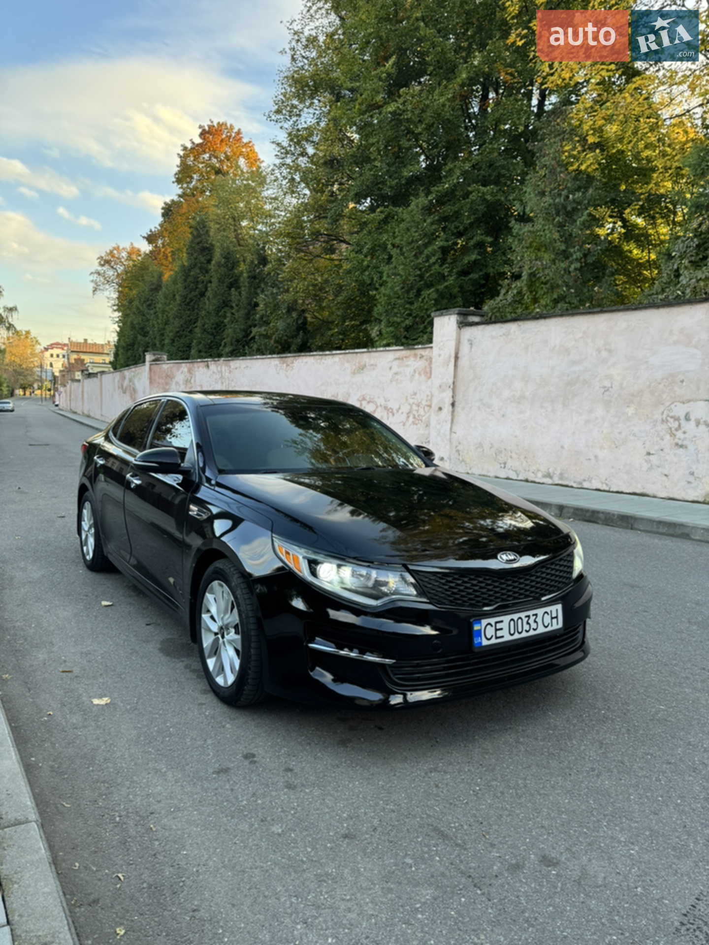 2017 Kia Optima - фото 1