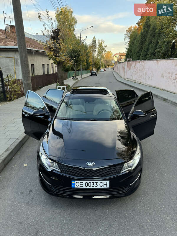 Седан Kia Optima 2017 в Черновцах