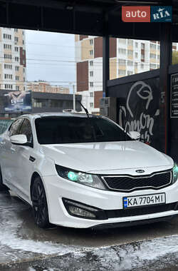 Седан Kia Optima 2012 в  фото 9 Седан Kia Optima 2012 в
