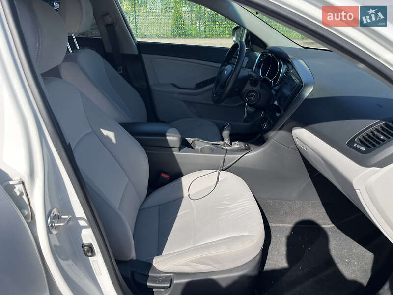 Седан Kia Optima 2013 в Киеве фото 5 Седан Kia Optima 2013 в Киеве