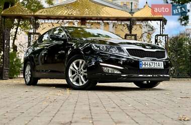 Седан Kia Optima 2012 в 