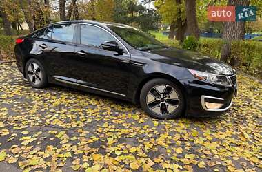 Седан Kia Optima 2013 в 
