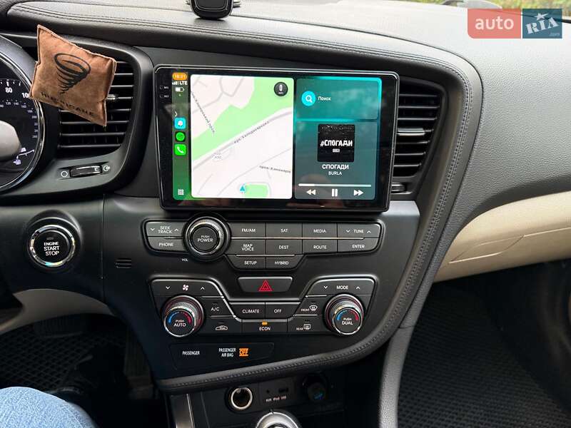 Седан Kia Optima 2013 в Києві