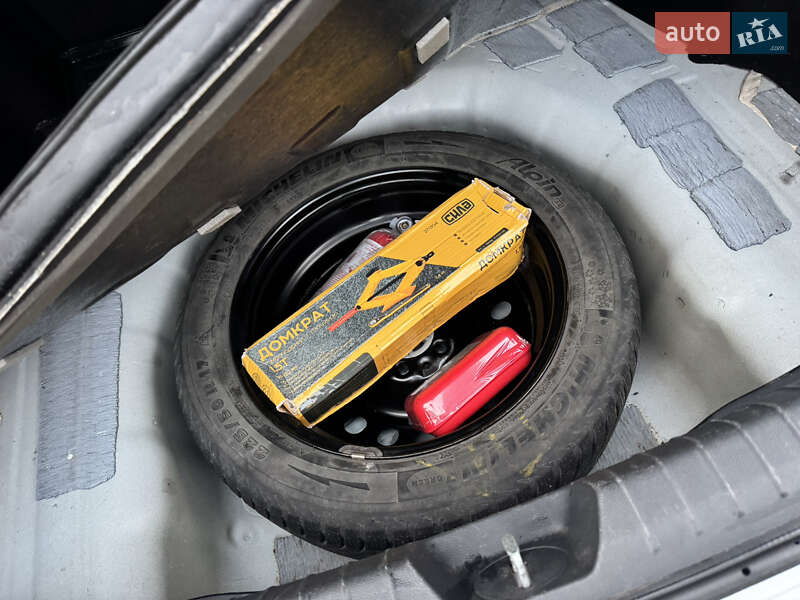 Седан Kia Optima 2015 в Киеве фото 17 Седан Kia Optima 2015 в Киеве