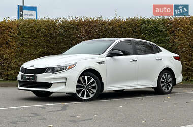 Седан Kia Optima 2016 в 