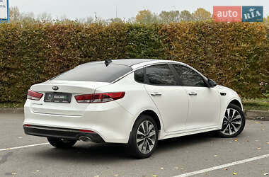 Седан Kia Optima 2016 в 