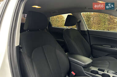Седан Kia Optima 2016 в 