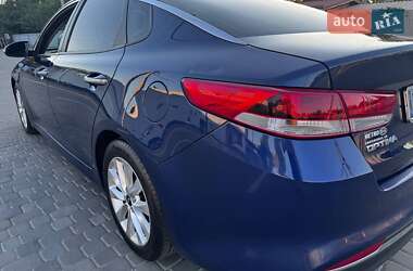 Седан Kia Optima 2016 в 