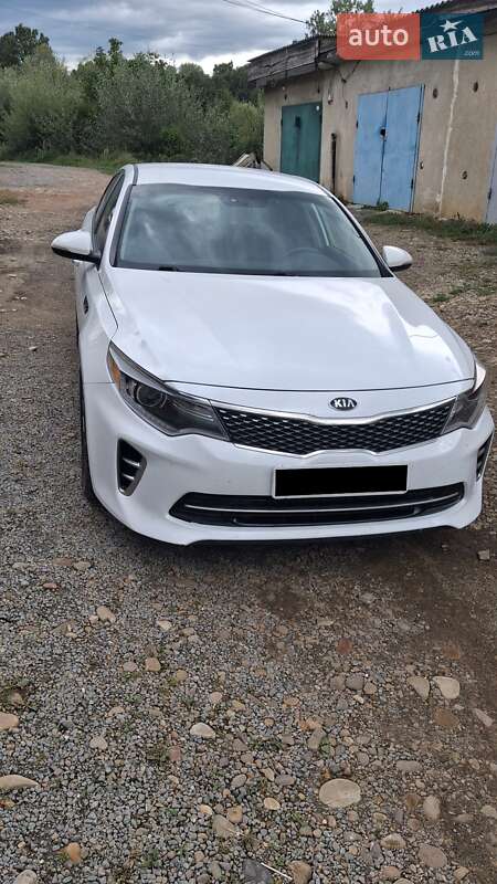Седан Kia Optima 2016 в Долині фото Седан Kia Optima 2016 в Долині
