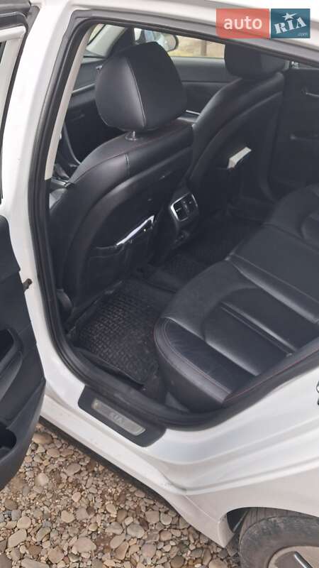 Седан Kia Optima 2016 в Долині фото 11 Седан Kia Optima 2016 в Долині