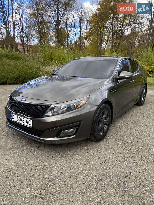 Седан Kia Optima 2013 в Бурштині