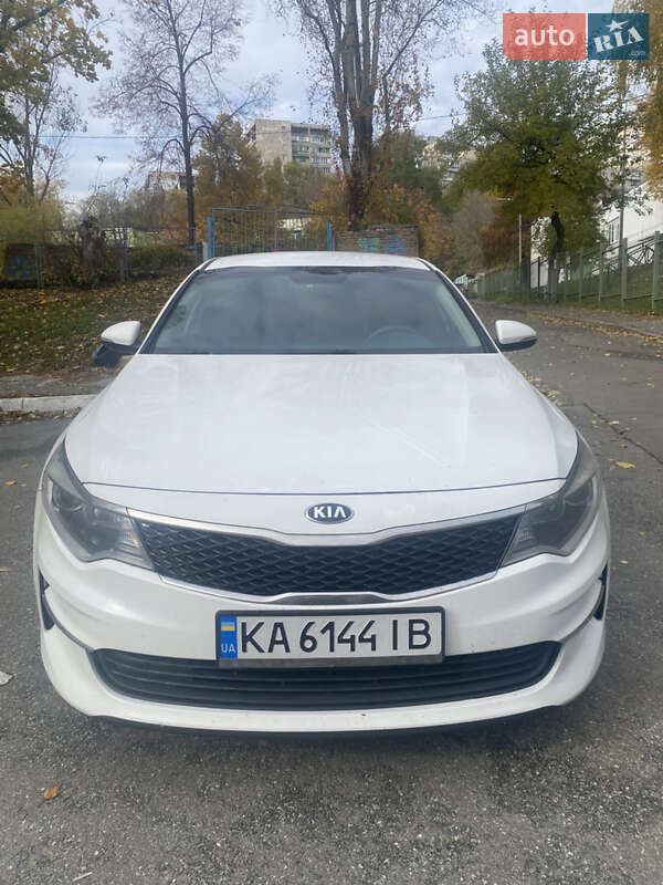 Седан Kia Optima 2017 в Киеве фото Седан Kia Optima 2017 в Киеве