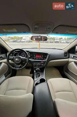 Седан Kia Optima 2015 в  фото 10 Седан Kia Optima 2015 в