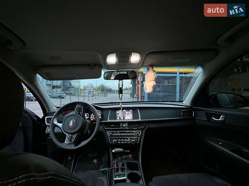 Седан Kia Optima 2018 в Харькове