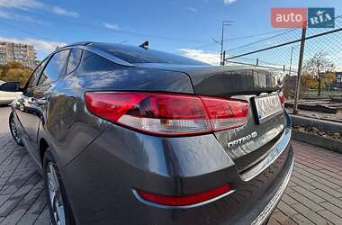 Седан Kia Optima 2019 в Киеве