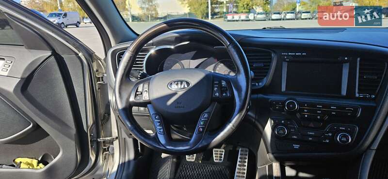 Седан Kia Optima 2012 в Запорожье