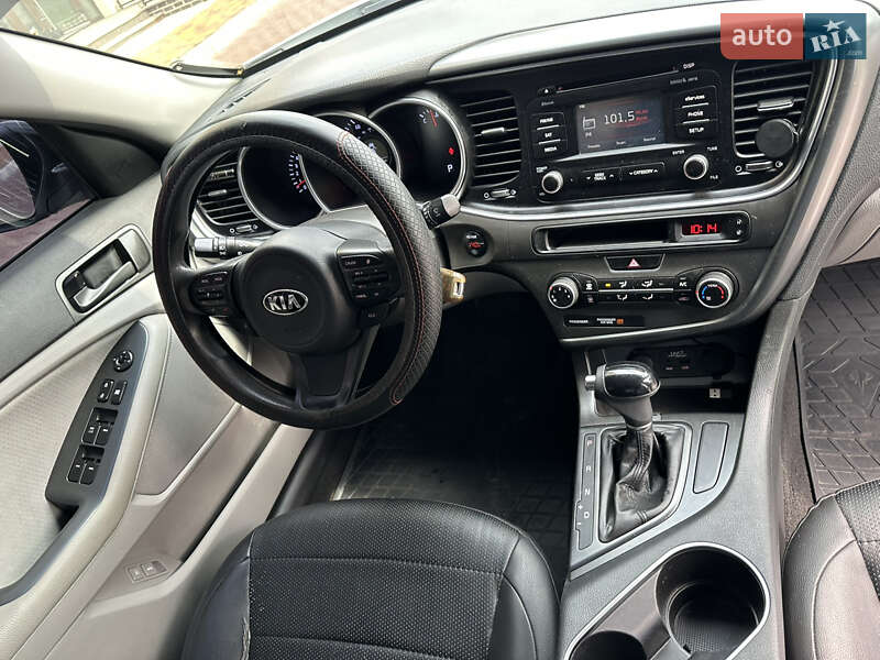 Седан Kia Optima 2013 в Киеве