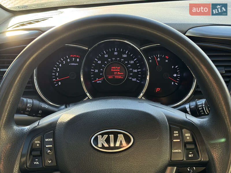 Седан Kia Optima 2013 в Виннице