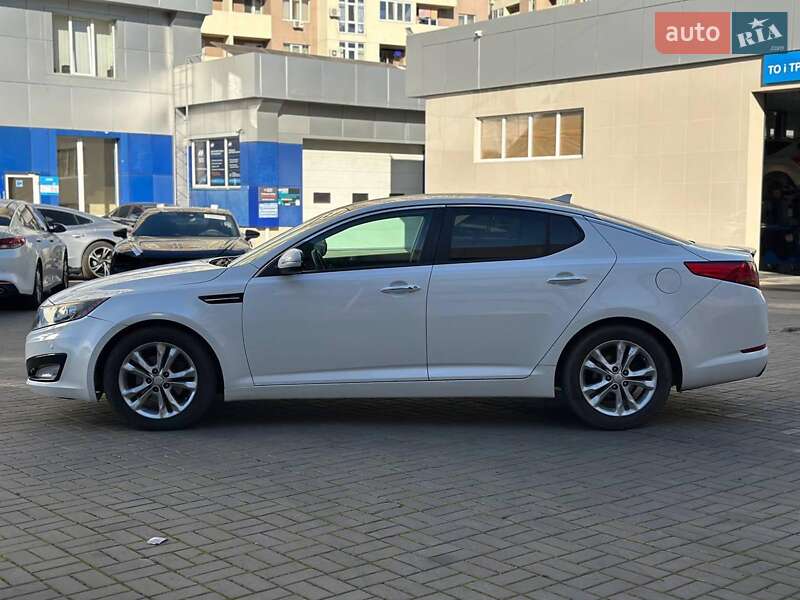 Седан Kia Optima 2012 в Одессе