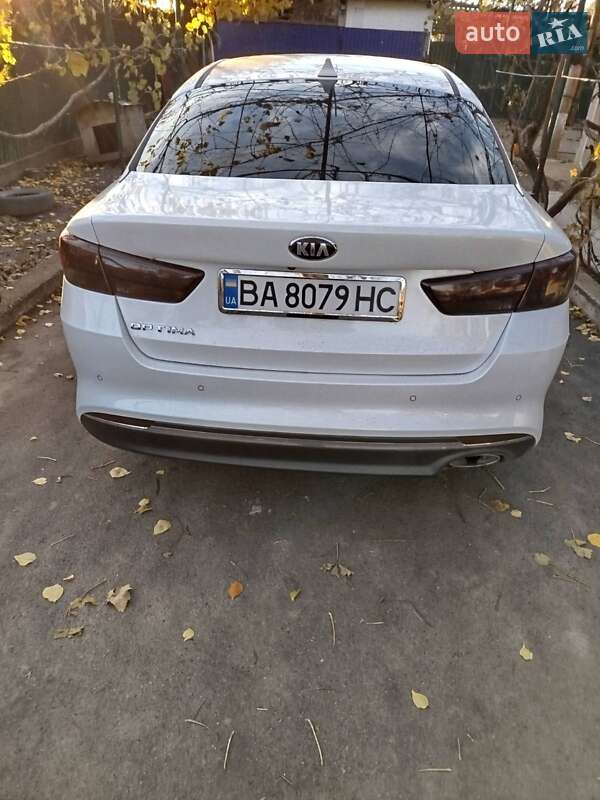 Седан Kia Optima 2018 в Благовещенском