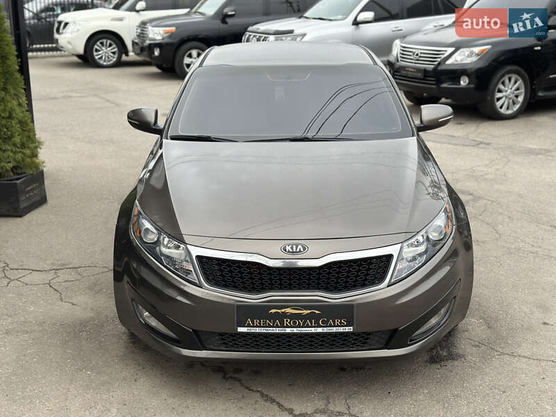 Седан Kia Optima 2012 в Харькове