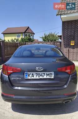 Седан Kia Optima 2011 в Києві