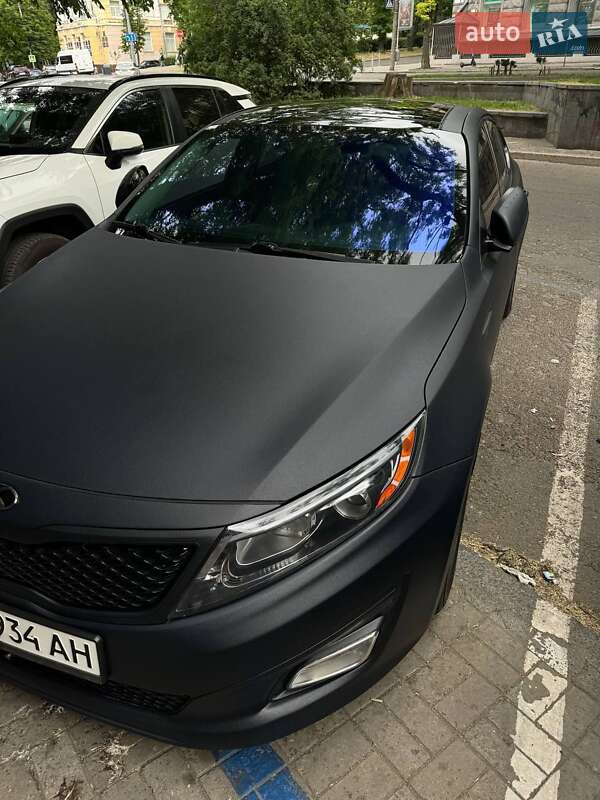 Седан Kia Optima 2015 в Дніпрі