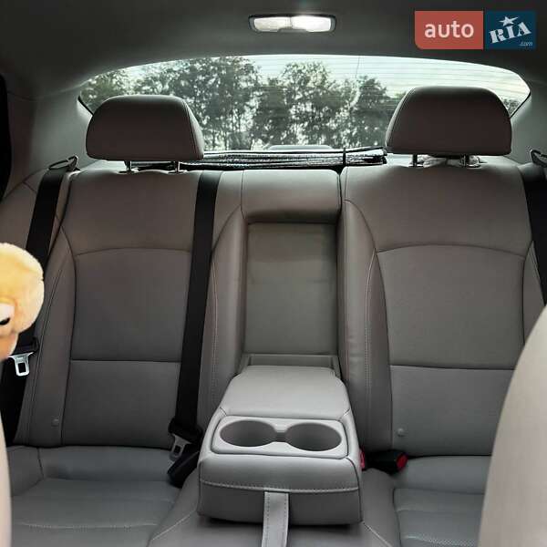 Седан Kia Optima 2015 в Дніпрі